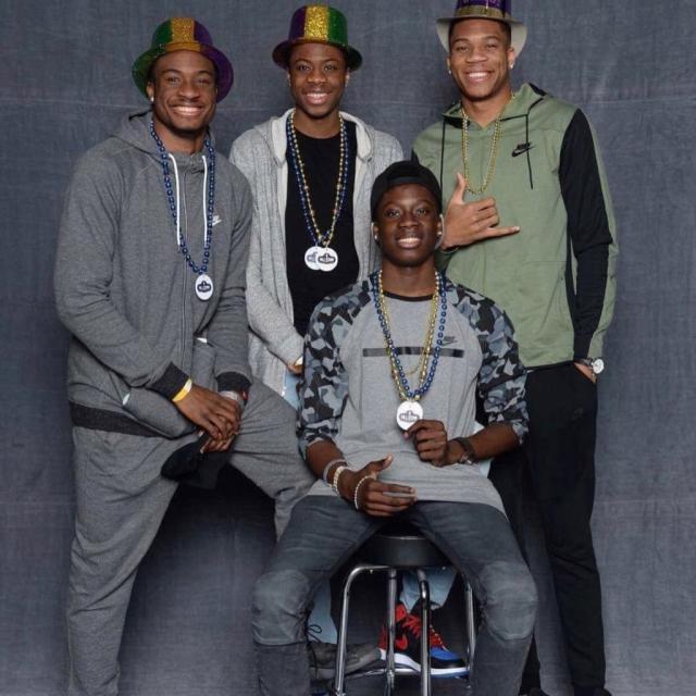 势使他能在 势使他能在